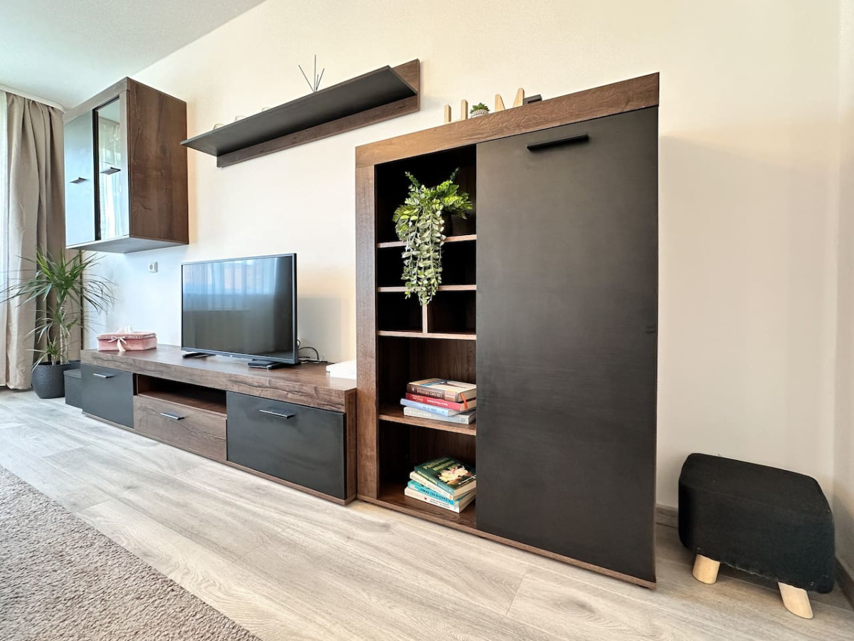 A cozy apartment next to a port, photo 5