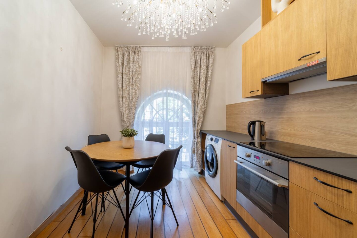 Old Town Crystal 2BR | WI-FI, photo 5
