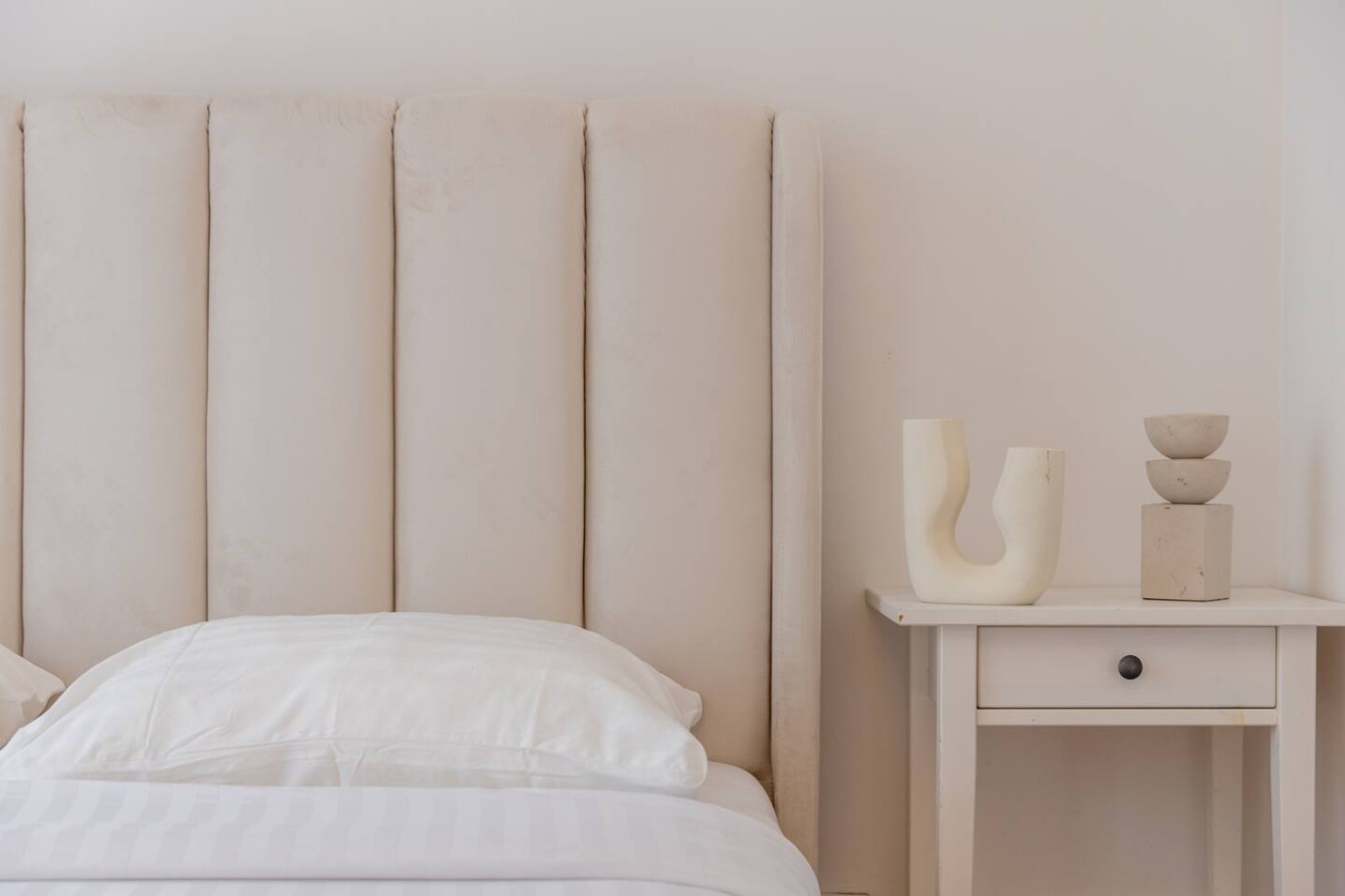 Old Town Crystal 2BR | WI-FI